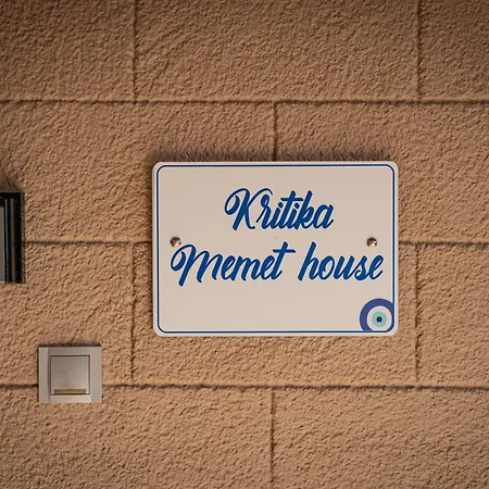 Semesterbostad Kritika Memet House